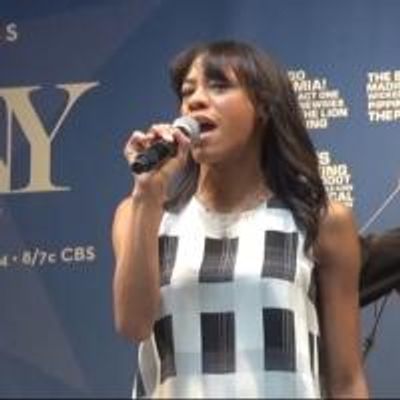TV: LES MISERABLES' Nikki M. James Sings 'On My Own' at STARS IN THE ALLEY