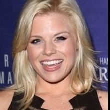 BWW Reviews: Megan Hilty Shines At LI's Landmark On Main Street