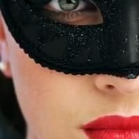 STAGE TUBE: Sneak Peek - Goodman Theatre's 2013-14 'Dream' Season Video
