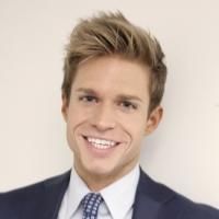 Hunter Ryan Herdlicka, Melissa van der Schyff, & More Set for BENJAMIN BUTTON…