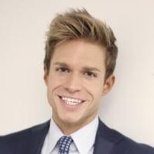 Hunter Ryan Herdlicka, Melissa van der Schyff, & More Set for BENJAMIN BUTTON…