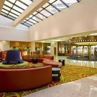 Long Island Marriott Offering Couple's Getaway Packages