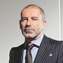 Kering Acquires Majority Stake in Tomas Maier Brand