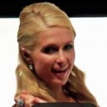 VIDEO: Paris Hilton Handbags & Accessories Fashion Show