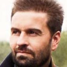 Alfie Boe Talks TRUST, MR. SELFRIDGE, and Career