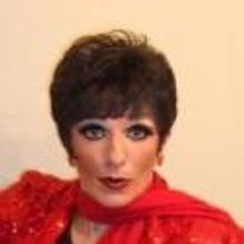 BWW Reviews: Peter Mac Wows as Liza in Brand New Show