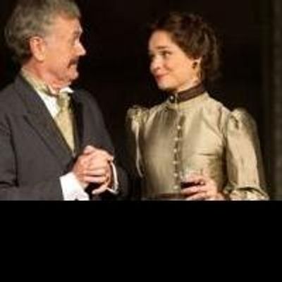 BWW Reviews: Dublin's Gate Theatre Presents MY COUSIN RACHEL at the Spoleto Festival