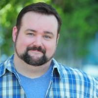 Nashville Award Winning Comedy Actor Raymond McAnally Brings Show Home to Franklin