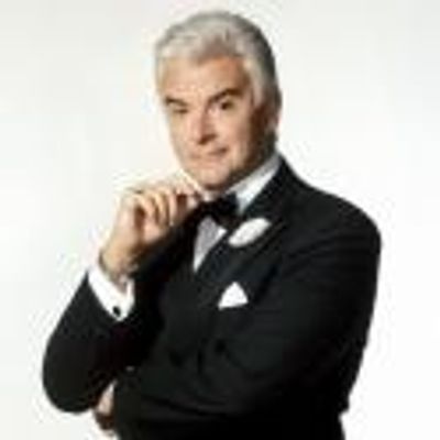 BWW Reviews: CHICAGO Fizzles at Winspear Opera House