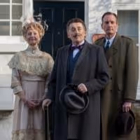 Photo Flash: First Look at Liza Goddard, Robert Powell and Robin McCallum in BLACK…