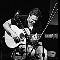 Tracy Walton Brings New Band to Warner's Nancy Marine Studio Theatre Tonight
