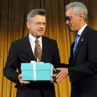 Photo Flash: Hubbard Street Dance Chicago Honors Mikhail Baryshnikov at Season 36…