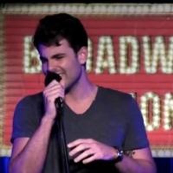 STAGE TUBE: MAMMA MIA!'s Zak Resnick Sings 'I'm Your Man' at BROADWAY SESSIONS - Cabaret Theater Video