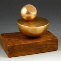 Hepworth, Kipniss, Venini and Le Corbusier Pieces to Star in Kaminski Modern Auction