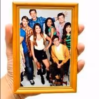 Twitter Watch: Lea Michele Tweets GLEE Season 5 'Family Photos'!