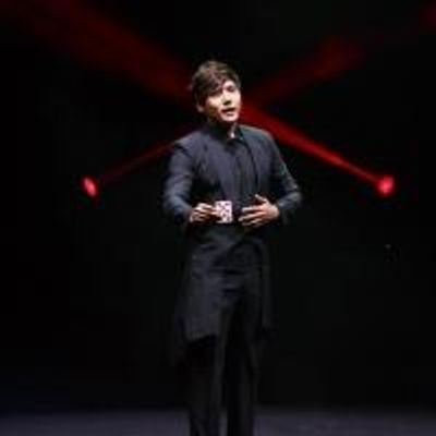 BWW Reviews: Spectacular Magic and Hilarious Comedy Brought to PPAC by THE ILLUSIONISTS