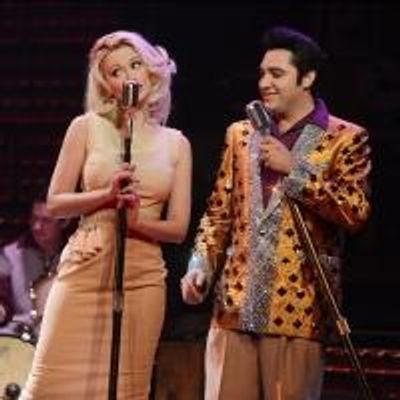 STAGE TUBE: Holly Madison Performs with MILLION DOLLAR QUARTET in Vegas