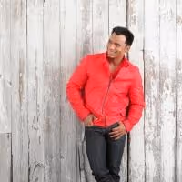 Jon Secada & Michael Grimm Headline Golden Rainbow's 27th Annual RIBBON OF LIFE Today