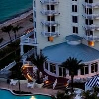 Opulent Affairs Abound at Pelican Grand Beach Resort with the 'MEGA YACHTS &…