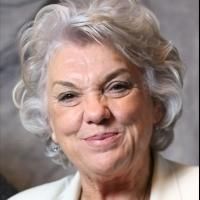 MOTHERS AND SONS' Tyne Daly Appears on THE TALK Today