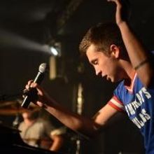 BWW Reviews: Large Crowds Welcome Back TWENTY-ONE PILOTS