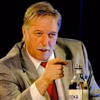 BWW Reviews: A PUBLIC READING OF AN UNPRODUCED SCREENPLAY ABOUT THE DEATH OF WALT…