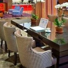 Westchester Hotel Offers Ideal Location Outside of New York City