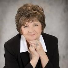 'The Coming Woman: A Novel Based on the Life of the Infamous Feminist, Victoria Woodh