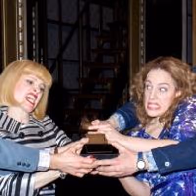 Photo Coverage: Some Kind of Wonderful- BEAUTIFUL Cast Celebrates Grammy Award Win Onstage!