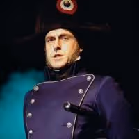British Actor Earl Carpenter Joins Broadway's LES MISERABLES Tonight