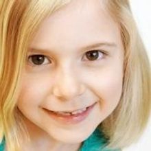 Sadie Sink and Brooklyn Shuck Join the Cast of ANNIE