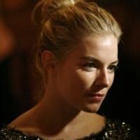 Sienna Miller Talks Singing 'Sally Bowles' in CABARET!