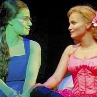 WICKED Chat: Kristin Chenoweth & Idina Menzel Talk Rumored Rivalry, Tonys & More