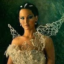 Photo Coverage: Jennifer Lawrence Wears White for Hunger Games