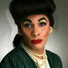 Hell in a Handbag to Premiere CHRISTMAS DEAREST