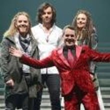 Photo Coverage: Minchin And Chisholm In JESUS CHRIST SUPERSTAR!