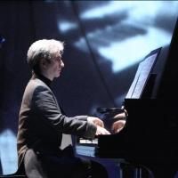 BWW Reviews: Is that Leonard Bernstein or Hershey Felder Onstage at Cleveland Play…