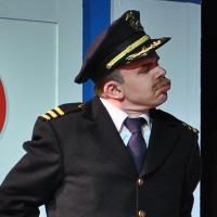 BWW Reviews: Hole in the Wall's ANYTHING GOES Is a Pleasure Cruise on Choppy Seas Photo
