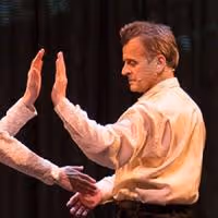Mikhail Baryshnikov Brings MAN IN A CASE to Berkeley Rep; Begins Tonight