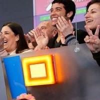 Photo Flash: Dan Domenech, Dancing Dreams at NASDAQ Opening Bell