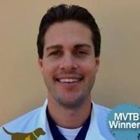 Laguna Niguel Veterinarian Receives National Award from Pets Best