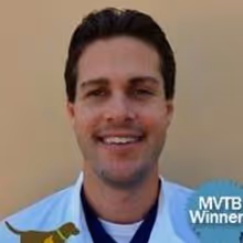 Laguna Niguel Veterinarian Receives National Award from Pets Best