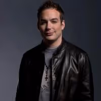 Stephen Costello Headlines Donizetti Operas in Vienna and Toronto, Spring 2013