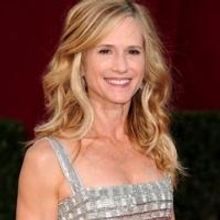Holly Hunter Set for Public Forum Drama Club's LIFE BY ASPHYXIATION Reading, 10/20