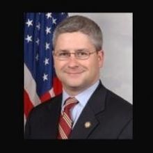 Congressman Patrick McHenry to Receive Crowdfunding Award