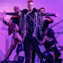 BWW Reviews: Actor's Express' ROCKY HORROR SHOW is a Titillating Evening of Talent an