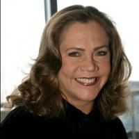 Kathleen Turner to Appear with New York Choral Society at Carnegie Hall, Today