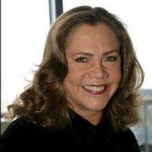 Kathleen Turner to Appear with New York Choral Society at Carnegie Hall, Today