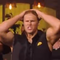 STAGE TUBE: Go Behind the Scenes With PITCH PERFECT 2 as The Green Bay Packers Take… Video