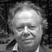 New Yorker's John Lahr to End Run as Critic; Begin Profiles
